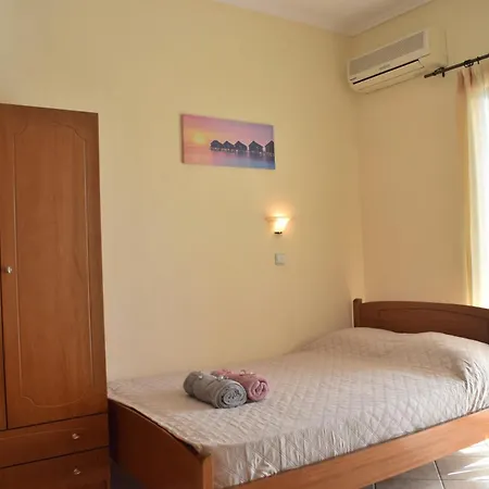 Fotini's 2 Apartment *