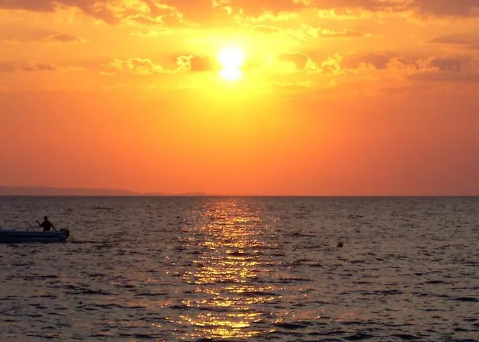 Daire Fotini's 2 Toroni